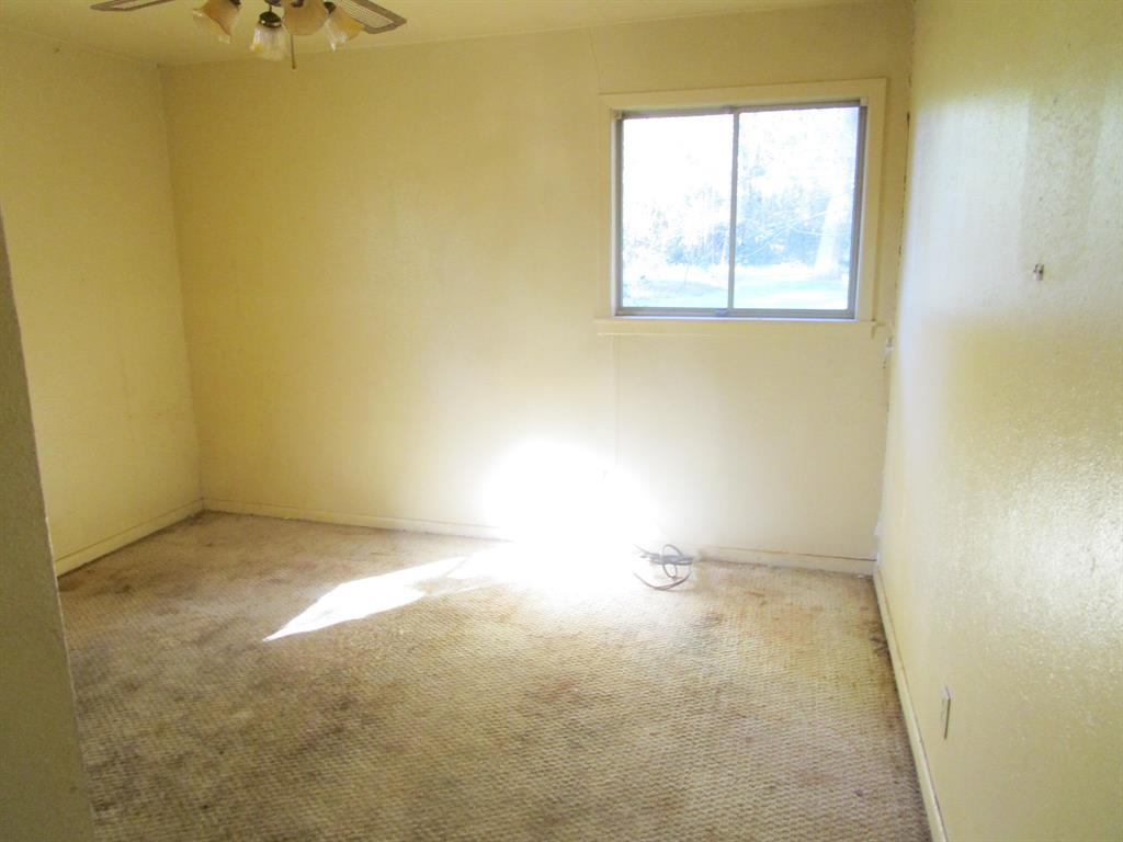 4136 Pines Road Property Photo 12