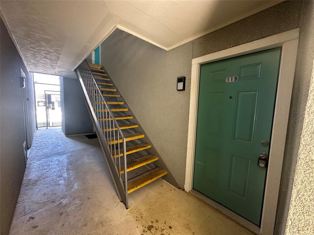 4502 Gaston Avenue Property Photo