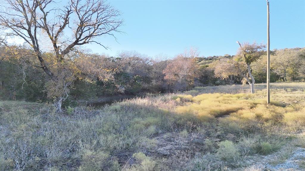 124 Wooded Acres Drive Property Photo 11