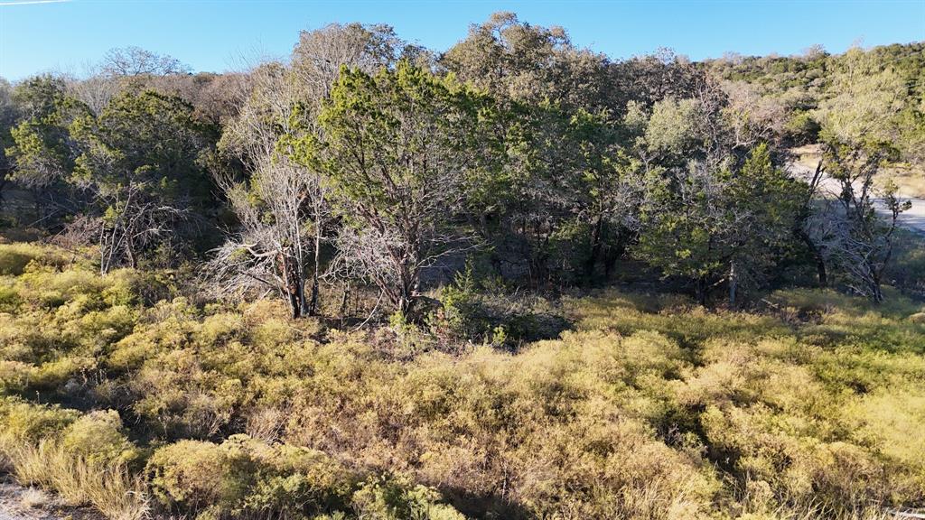 124 Wooded Acres Drive Property Photo 13