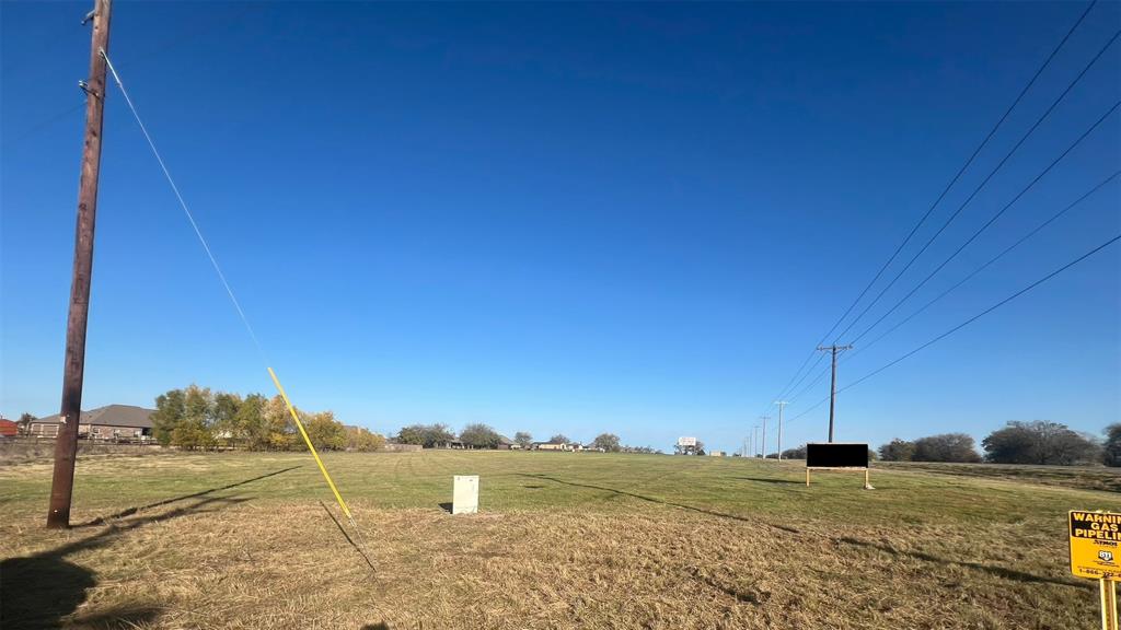 8930 Fm-156 Property Photo 2