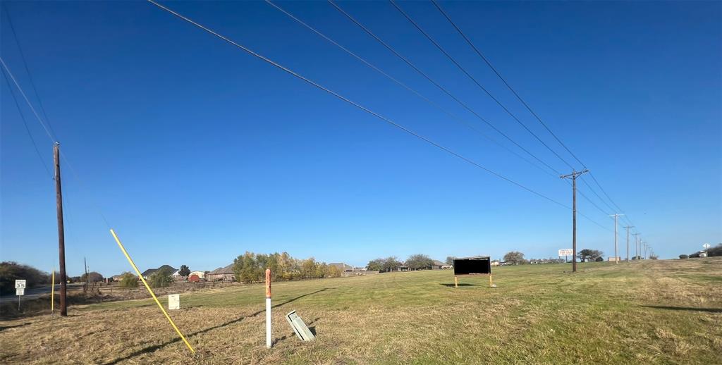 8930 Fm-156 Property Photo 3