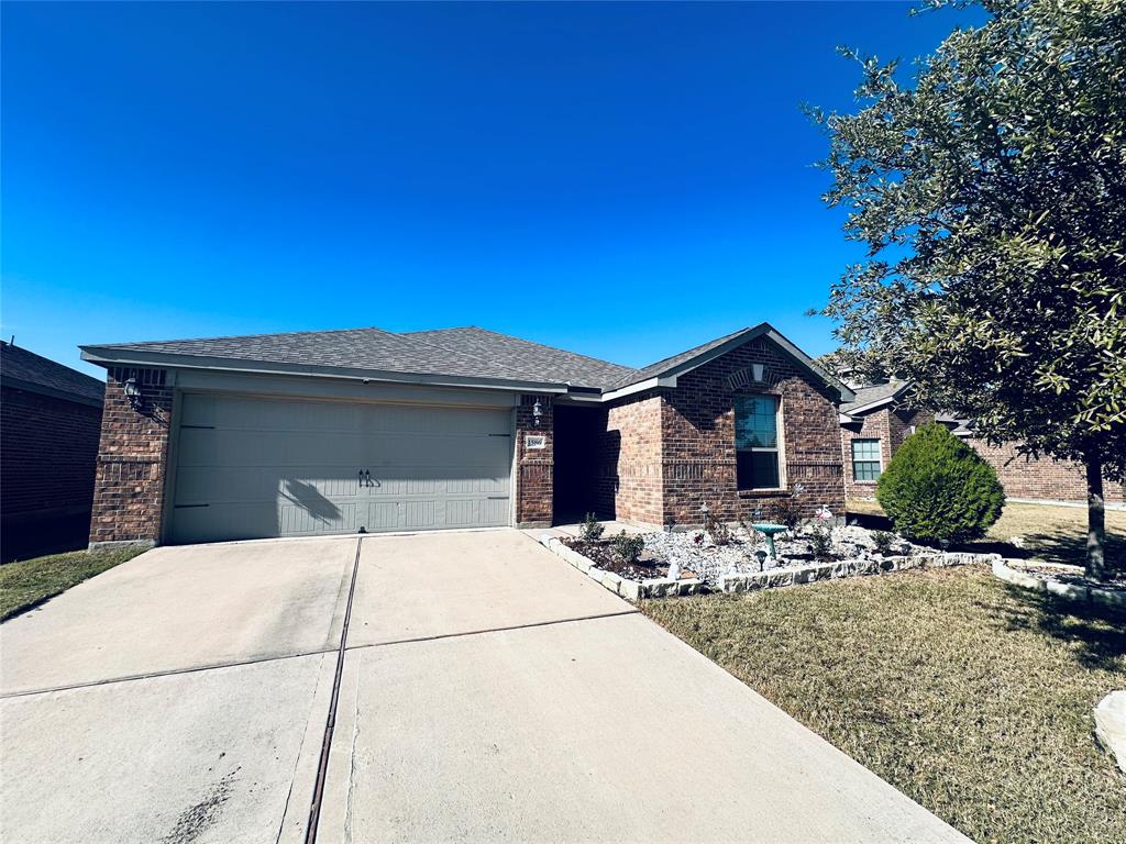 1586 Twin Hills Way Property Photo 2