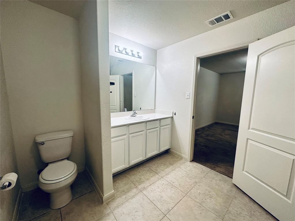 1586 Twin Hills Way Property Photo 11