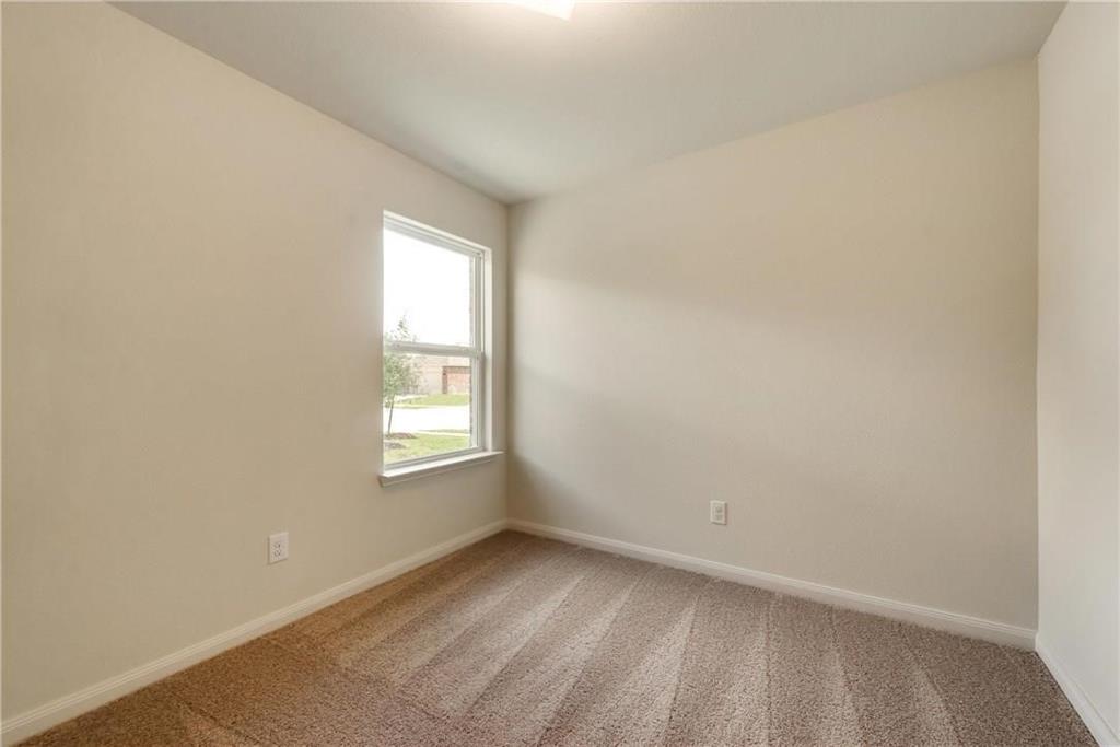 1586 Twin Hills Way Property Photo 15