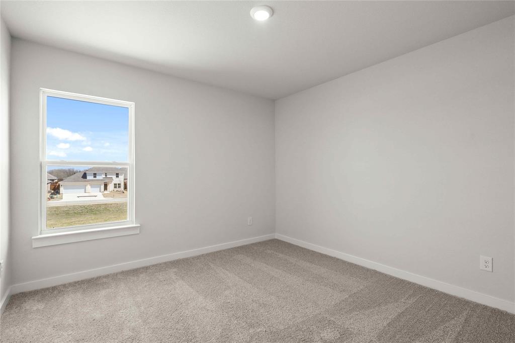 677 Scarlett Street Property Photo 17