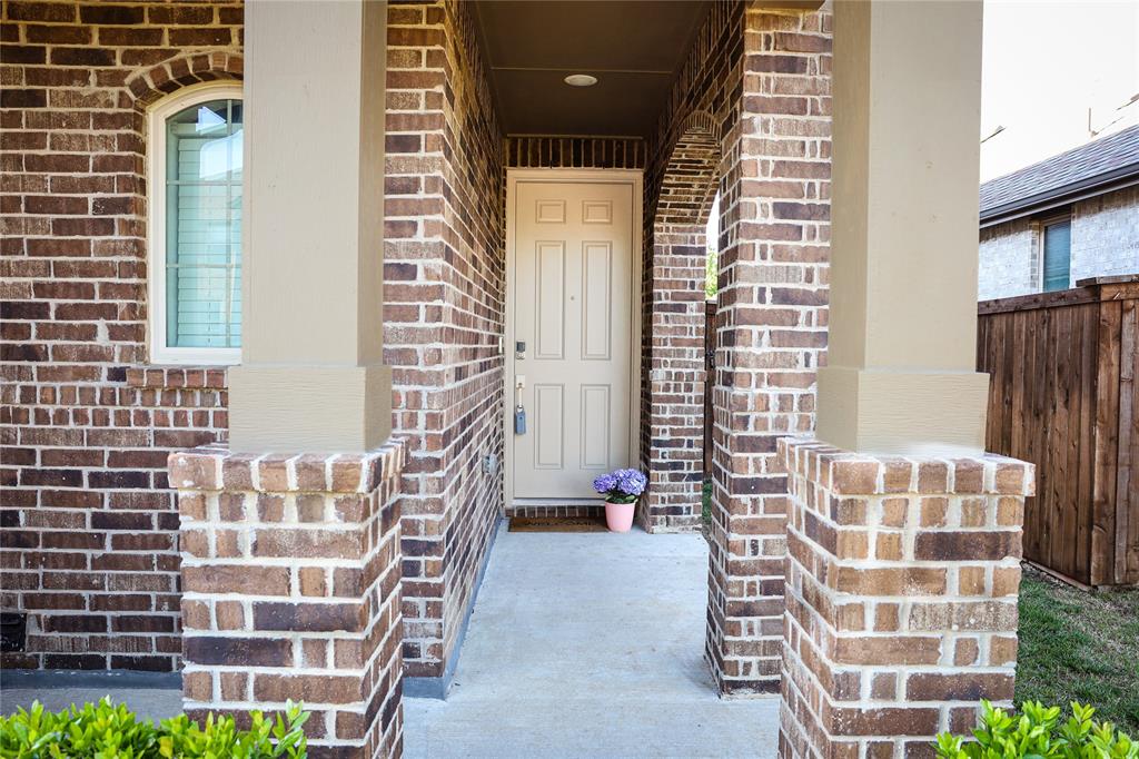 1321 Shire Drive Property Photo 3