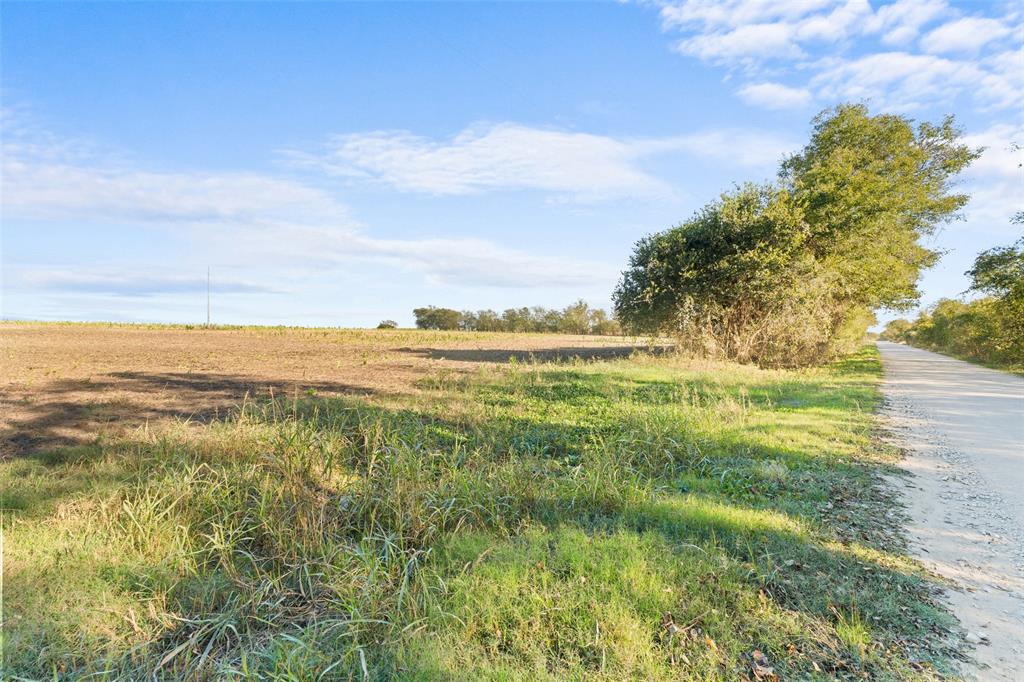 1188 County Rd 3138 N Property Photo 3