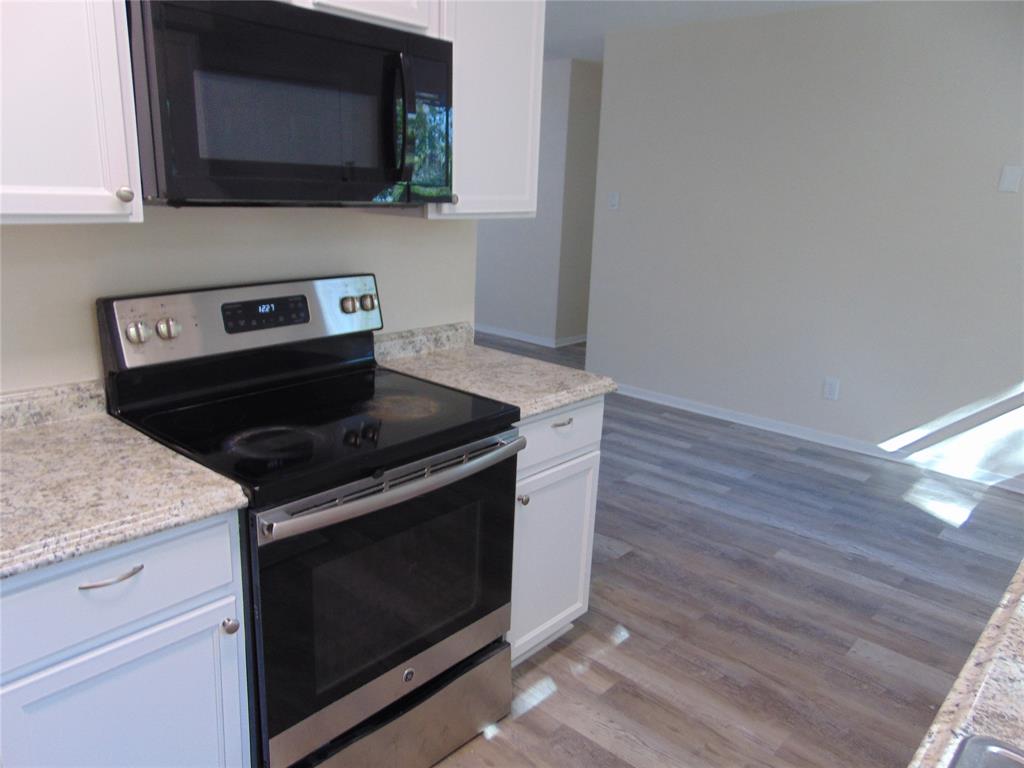 3450 Pacesetter Drive Property Photo 10