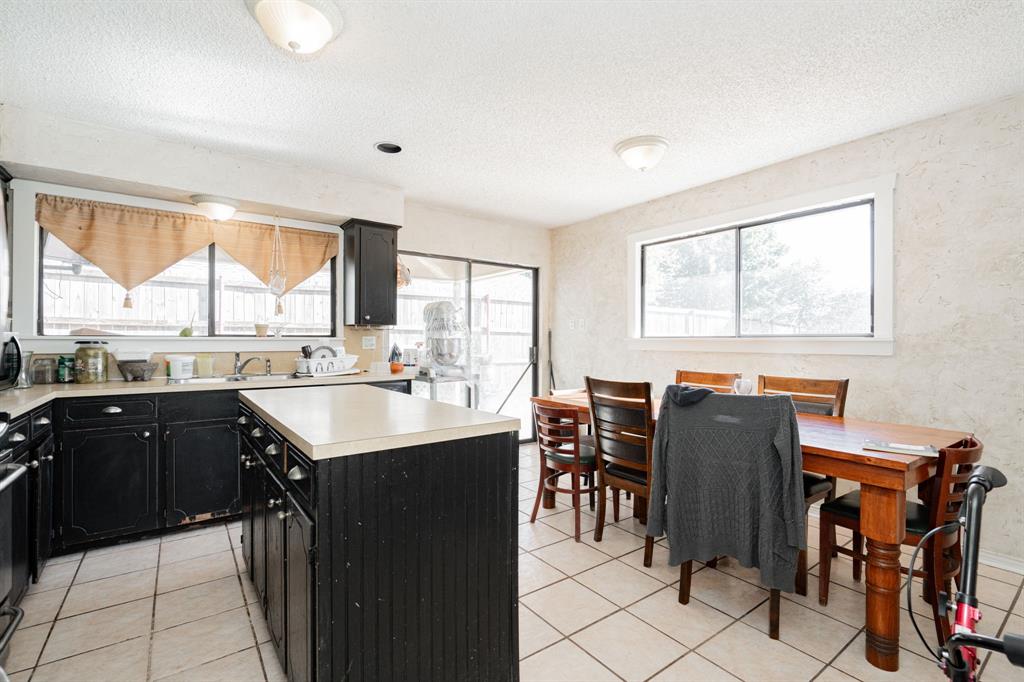 1802 Westgate Drive Property Photo 12