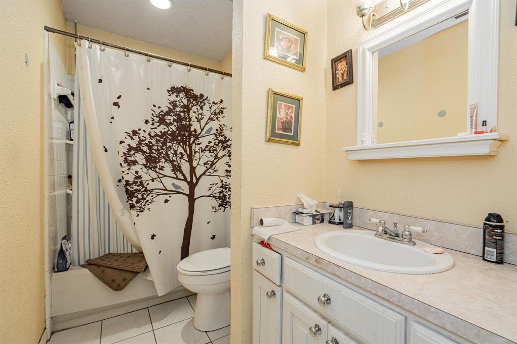 1802 Westgate Drive Property Photo 19