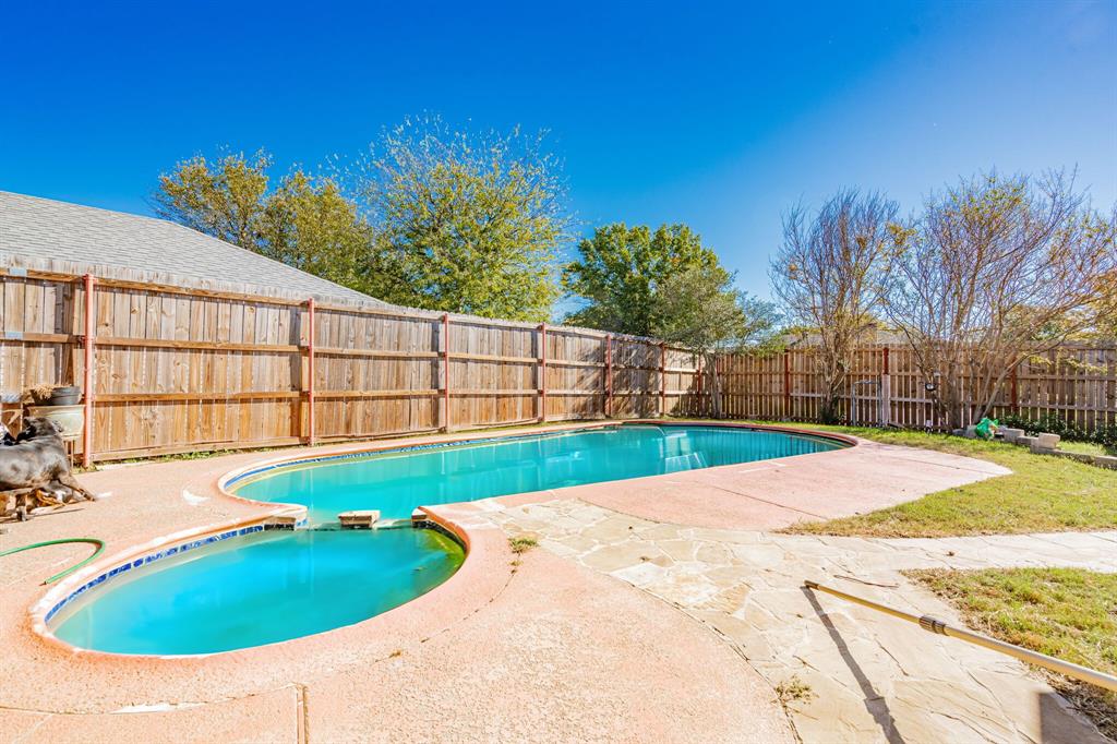 1802 Westgate Drive Property Photo 22