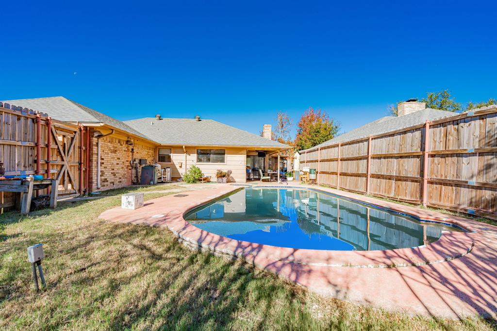 1802 Westgate Drive Property Photo 23