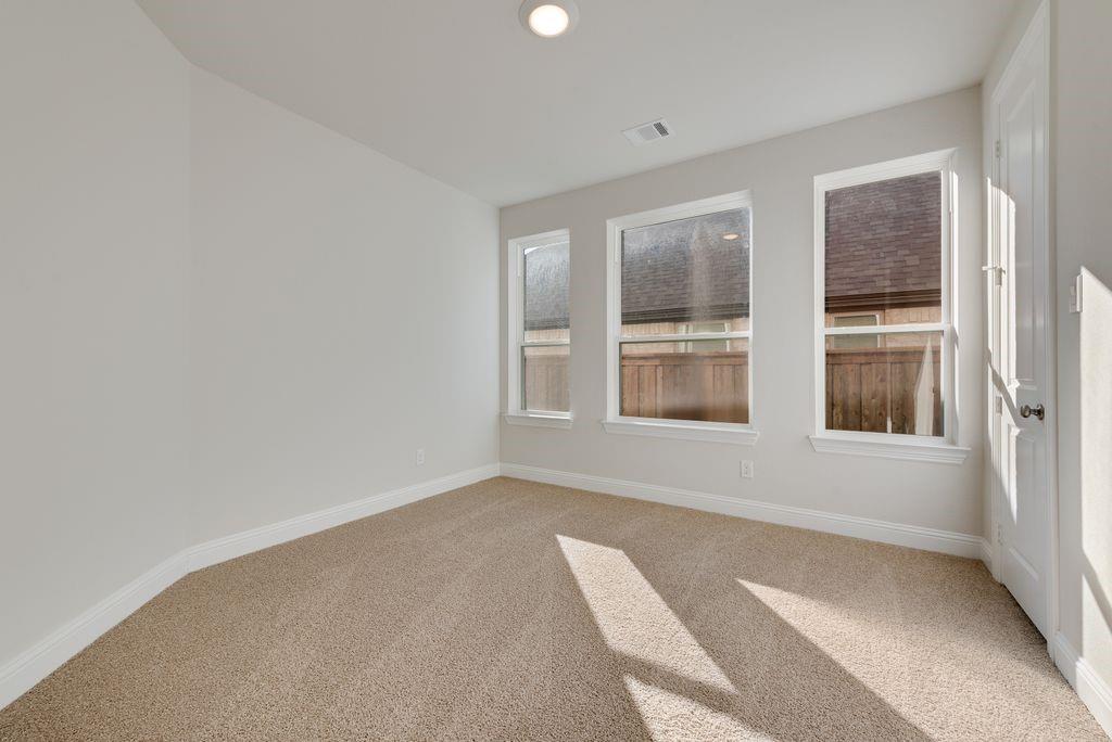 2438 Meridian Place Property Photo 24