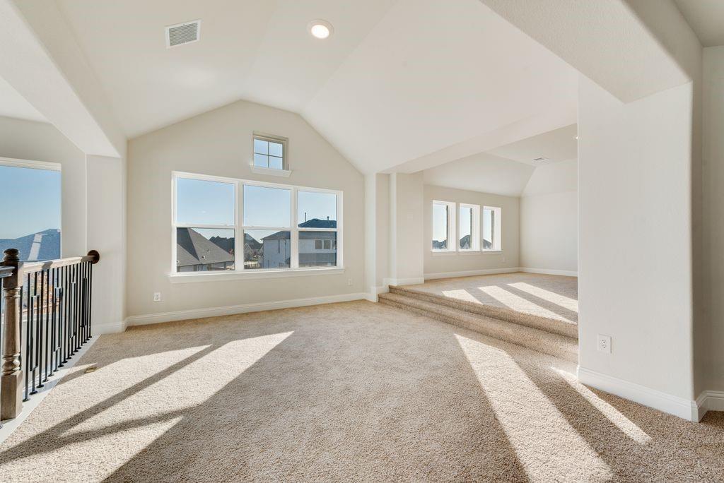 2438 Meridian Place Property Photo 25