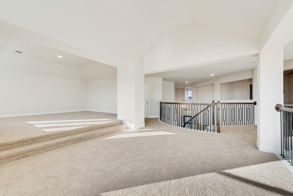 2438 Meridian Place Property Photo 28