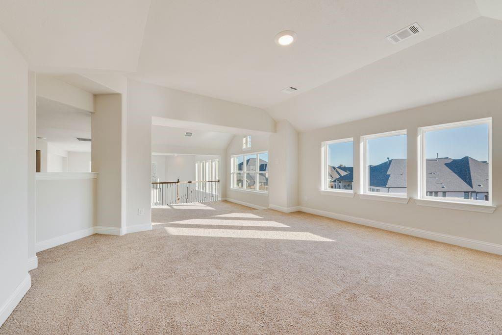 2438 Meridian Place Property Photo 31