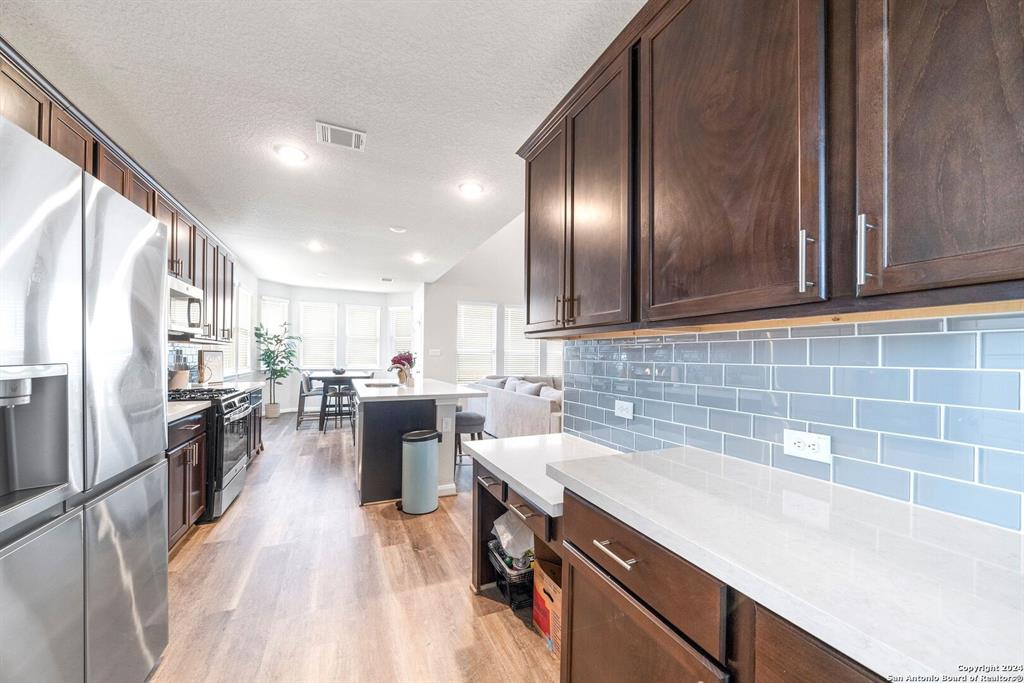 14502 Camperdown Property Photo 4