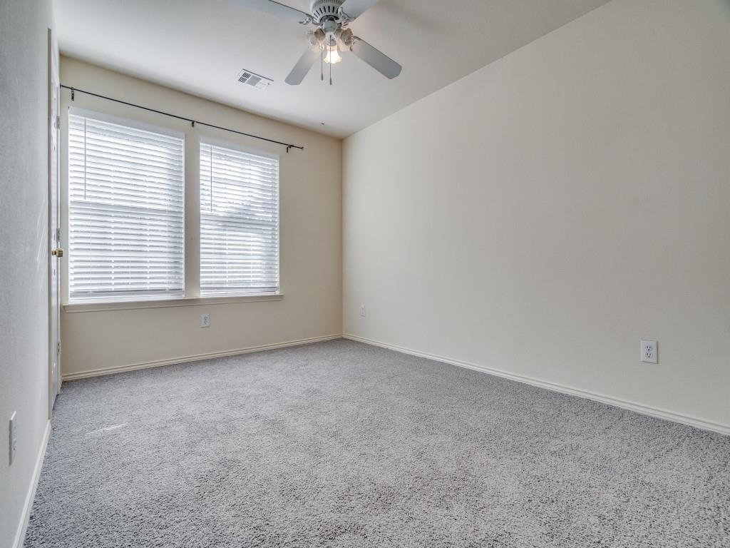 2425 Hunters Run Drive Property Photo 32