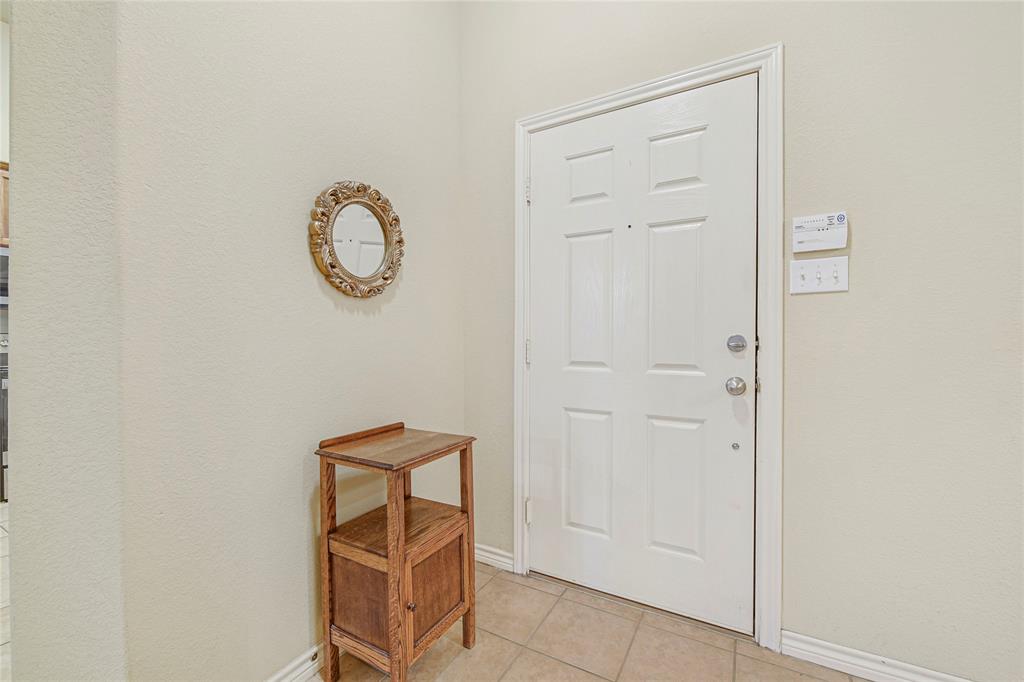 4333 Summersweet Lane Property Photo 6
