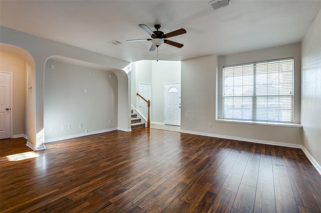 2709 Waterdance Drive Property Photo 2