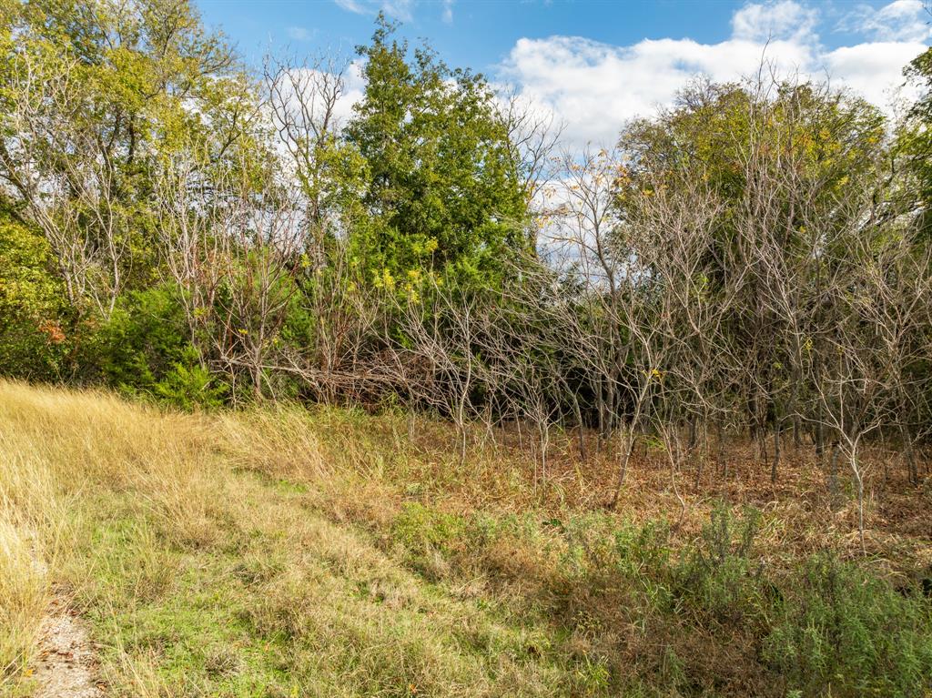 38070 Brookside Drive Property Photo 3