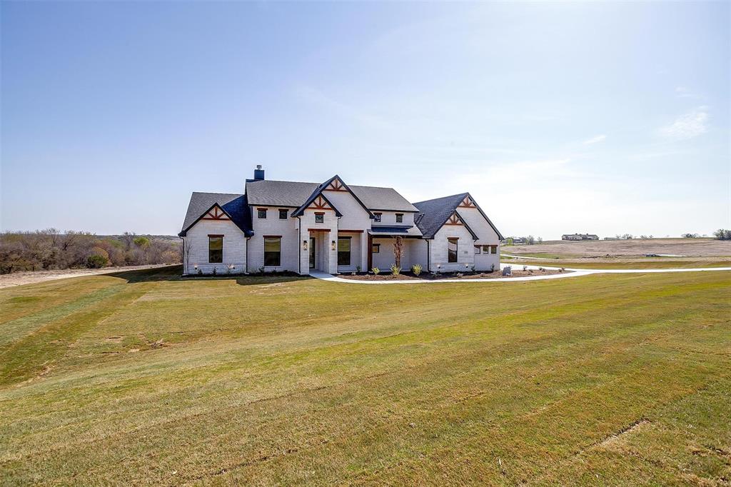626 Hondo Crossing Property Photo 1