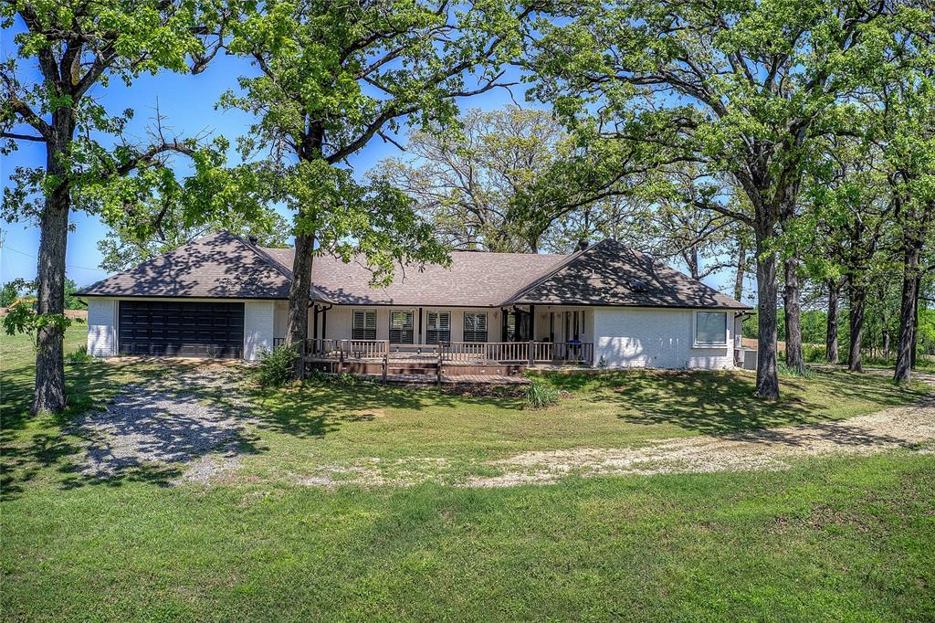579 County Road 1843 Property Photo 5