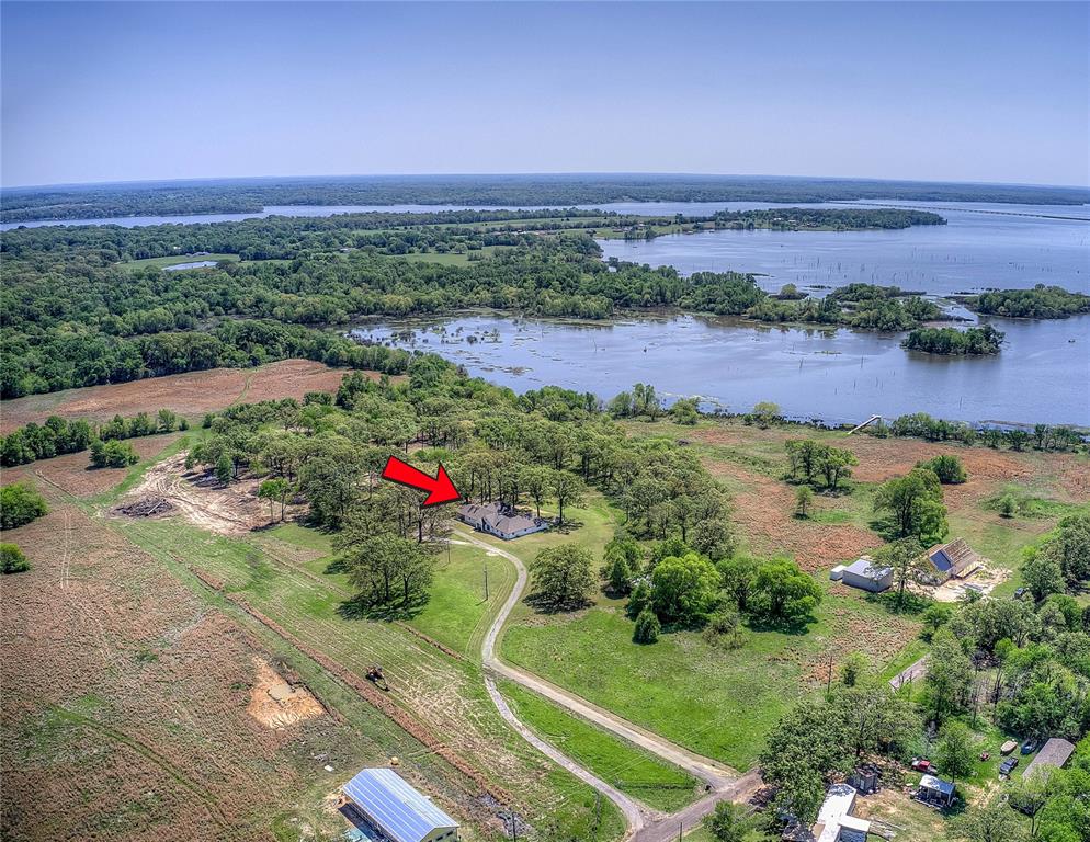 579 County Road 1843 Property Photo 35