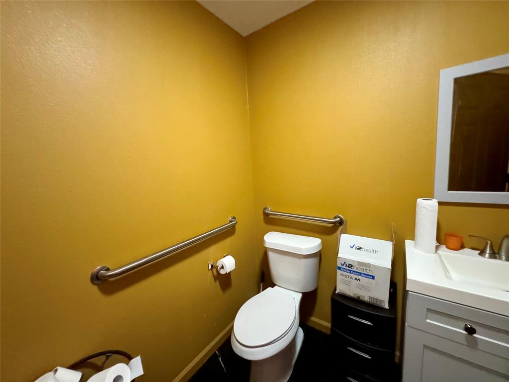 901 Pine Tree Road Property Photo 13