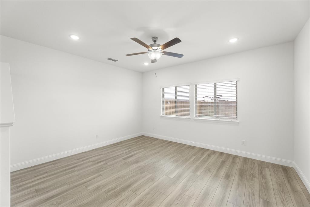 1040 Happy Holly Road Property Photo 8