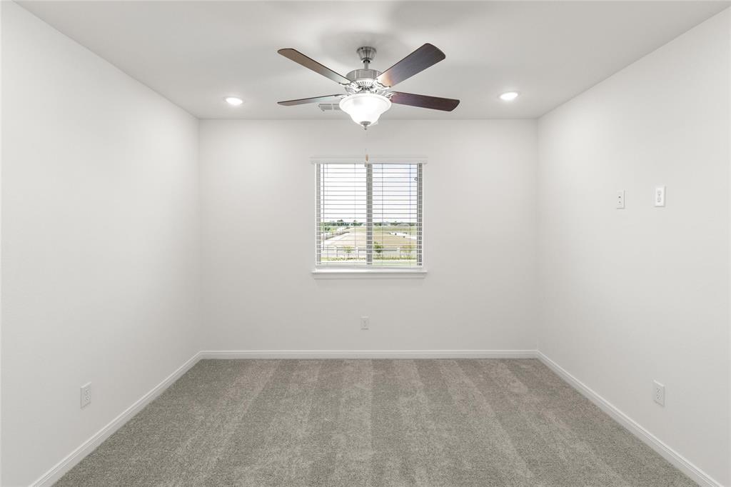 1040 Happy Holly Road Property Photo 11