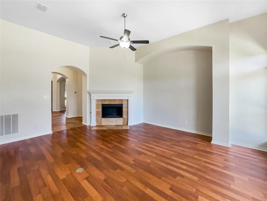 280 Brookwood Forest Drive Property Photo 3