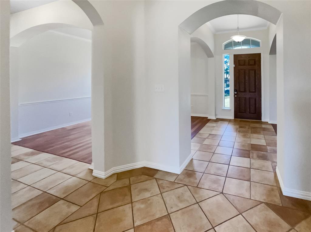 280 Brookwood Forest Drive Property Photo 13