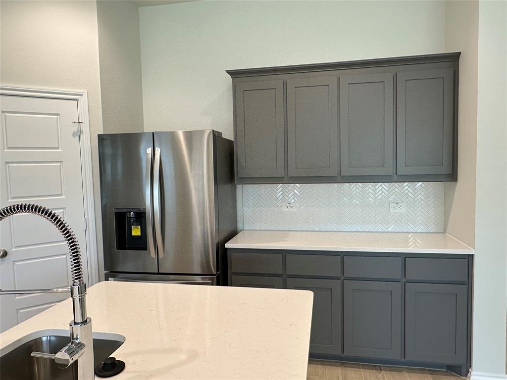 2009 Sesaro Drive Property Photo 11