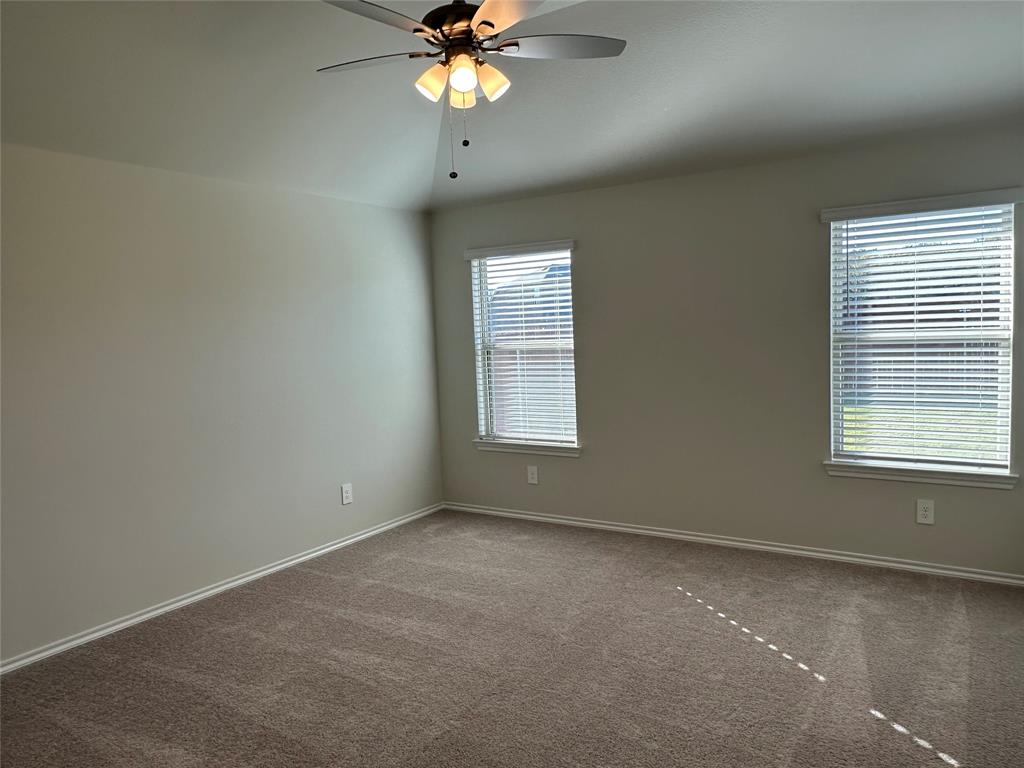 2009 Sesaro Drive Property Photo 12