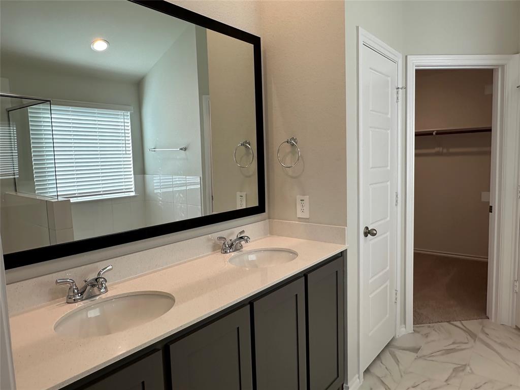 2009 Sesaro Drive Property Photo 14