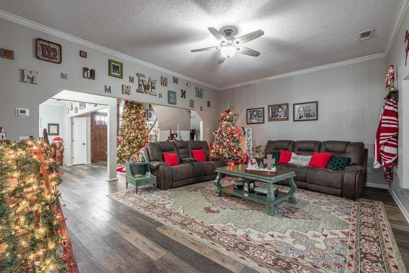 3122 Texas Highway 24 Property Photo 6