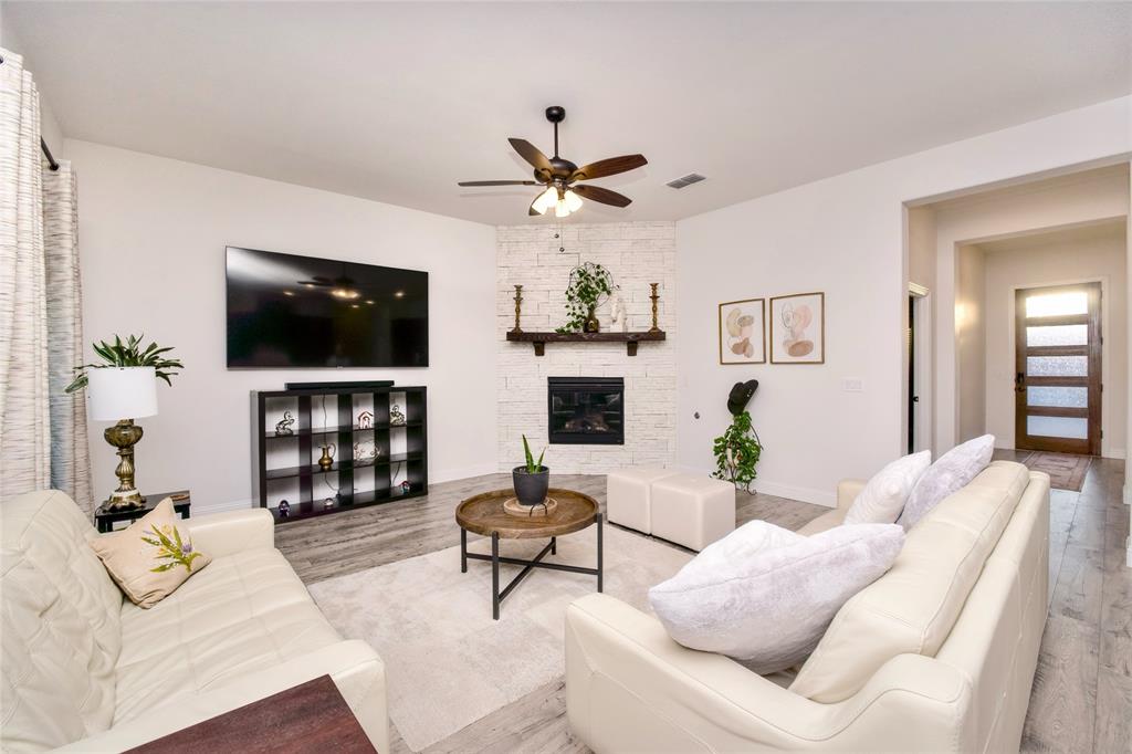 1927 Frediano Lane Property Photo 2
