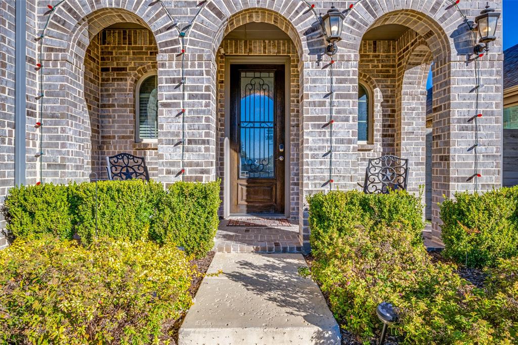 712 8th Street Property Photo 5
