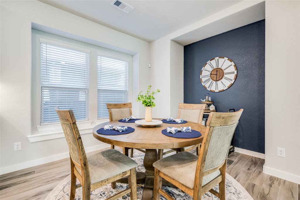 712 8th Street Property Photo 15