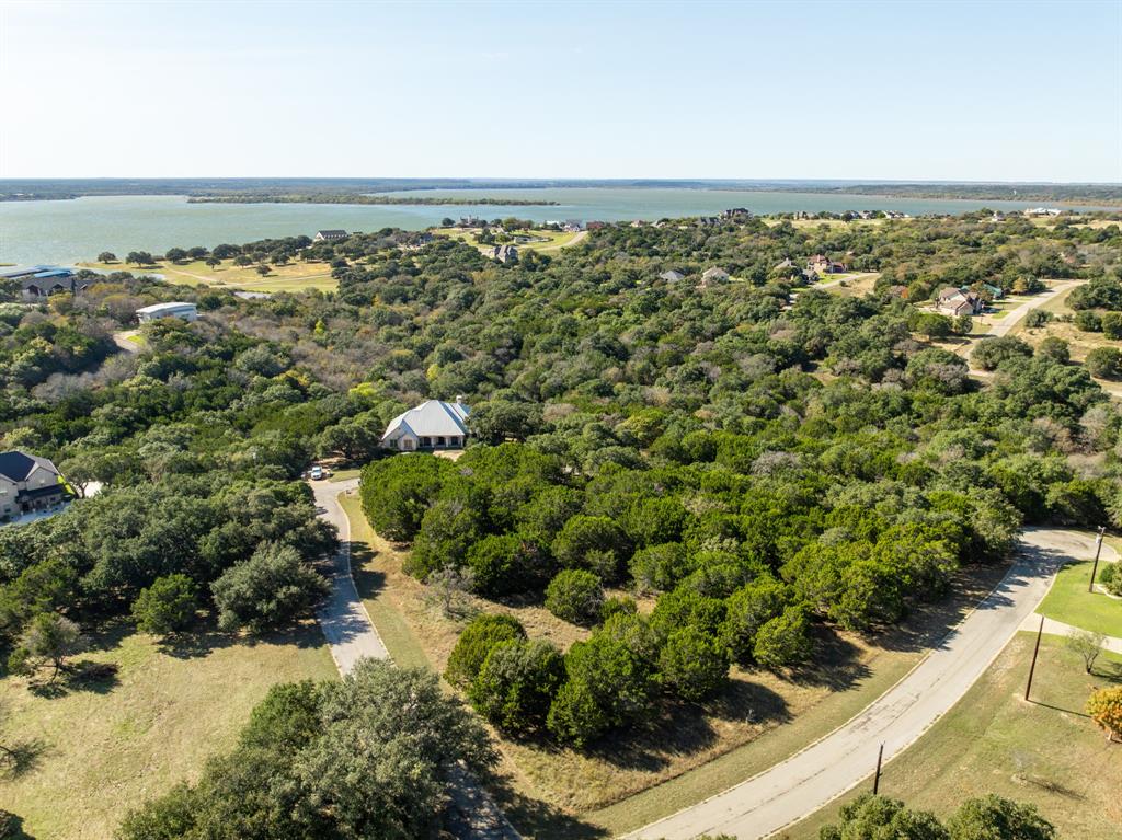 41044 Acorn Lane Property Photo 4