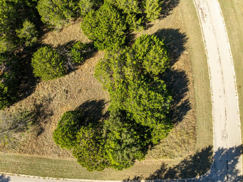 41044 Acorn Lane Property Photo 6