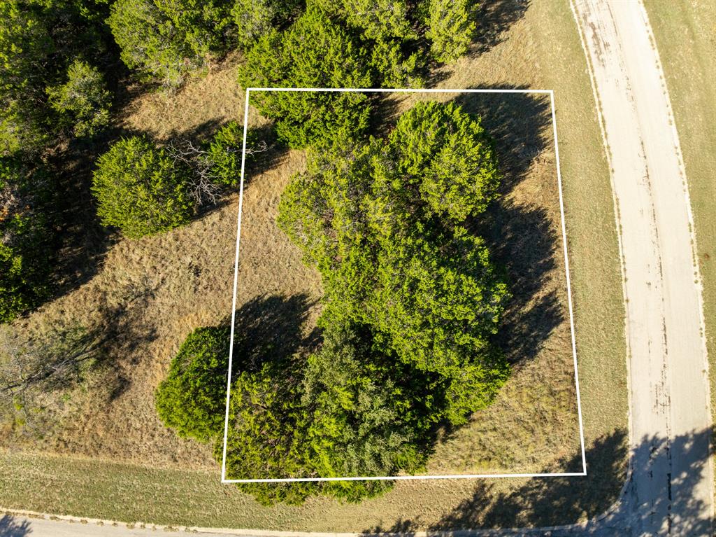41044 Acorn Lane Property Photo 7