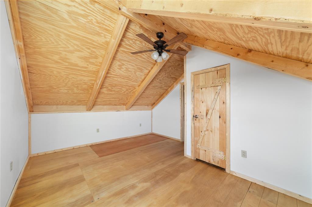701 County Road 114 Property Photo 23