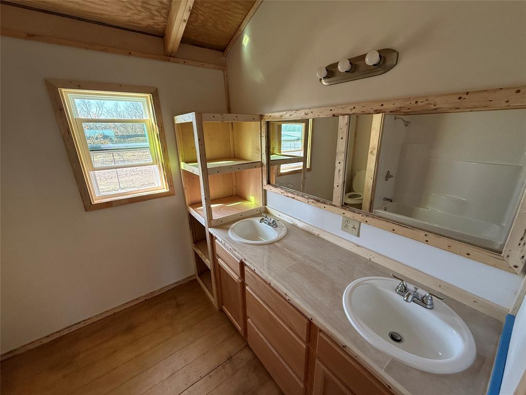 701 County Road 114 Property Photo 32