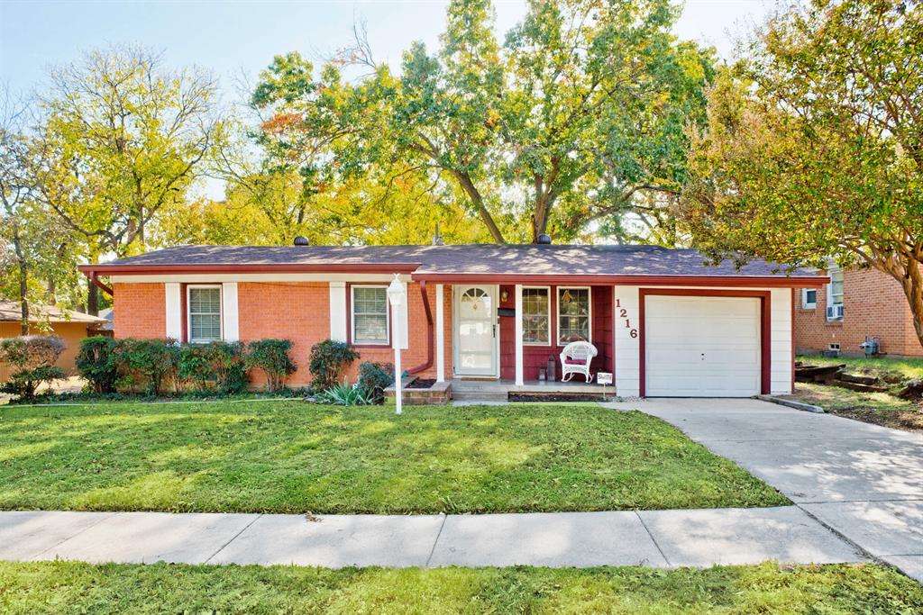1216 Mistletoe Drive Property Photo