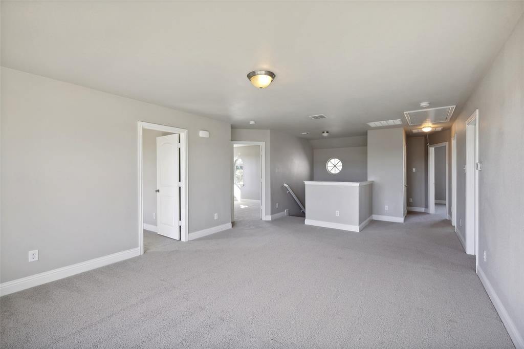 7353 Waterwell Trail Property Photo 10