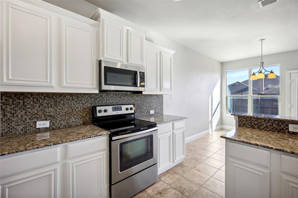 7353 Waterwell Trail Property Photo 12