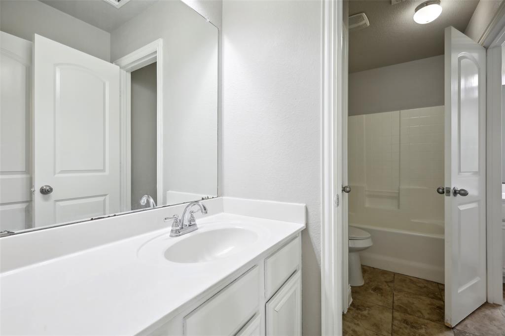 7353 Waterwell Trail Property Photo 22